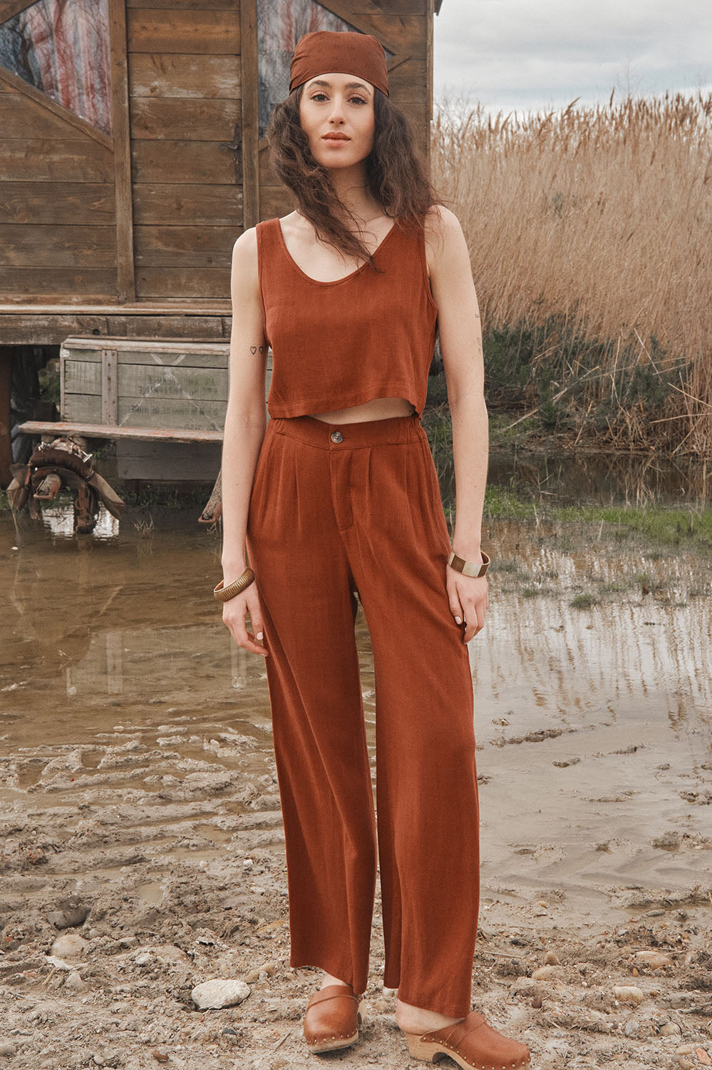 pantalon taille haute en lin et viscose tomette, coupe ample, fabriqué en France