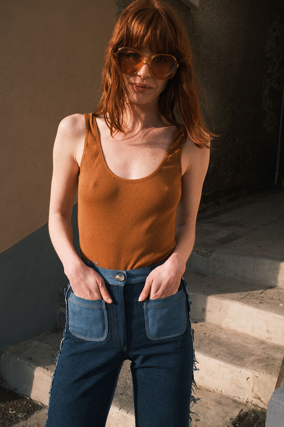 body en coton maille ajourée caramel, dos nu, fabriqué en France