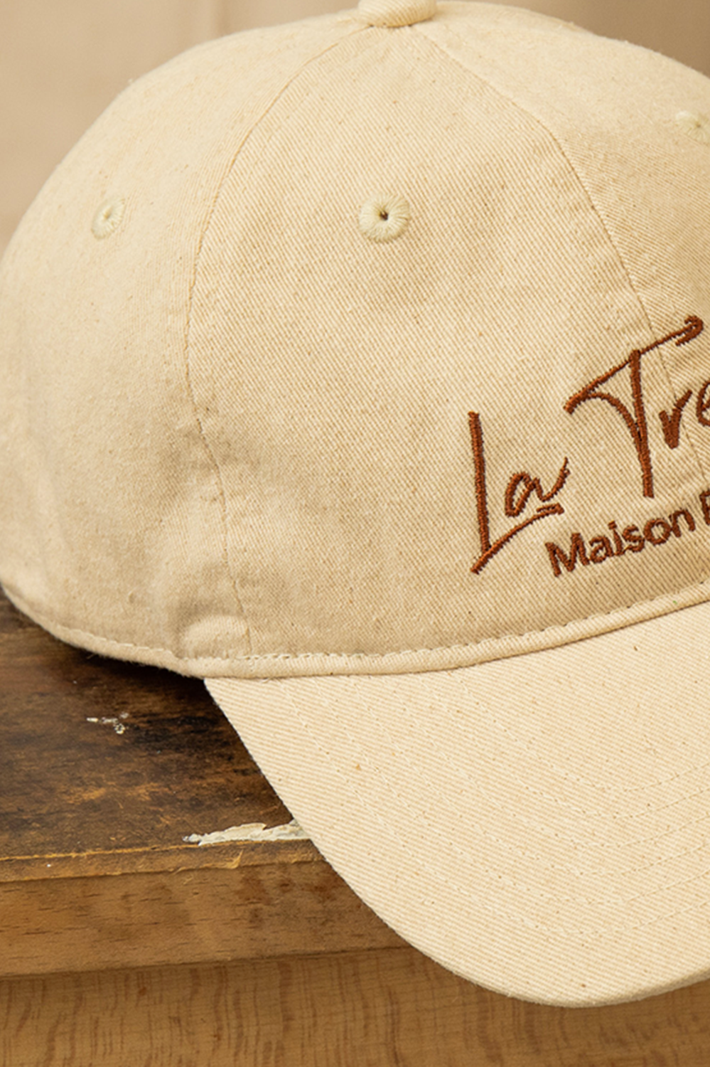 casquette blanche délavée logo baseball