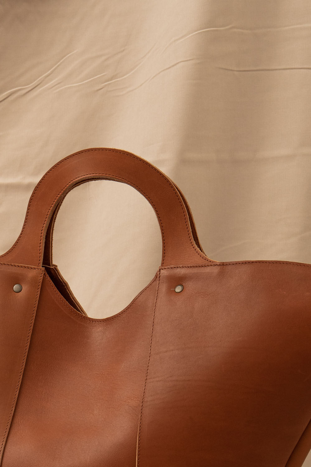 sac couffin en cuir naturel