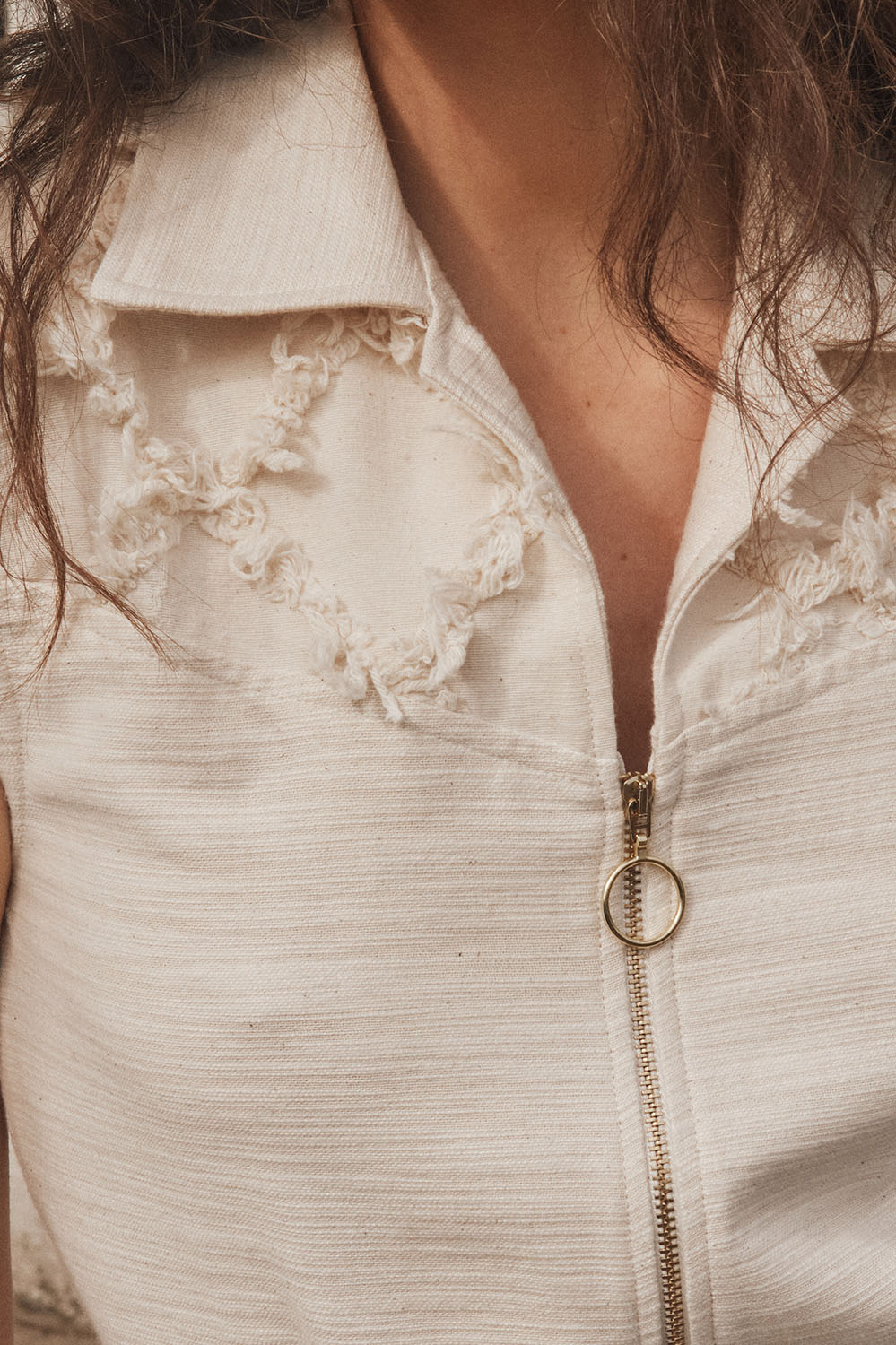 combinaison courte en coton texturé naturel, fabriquée en France