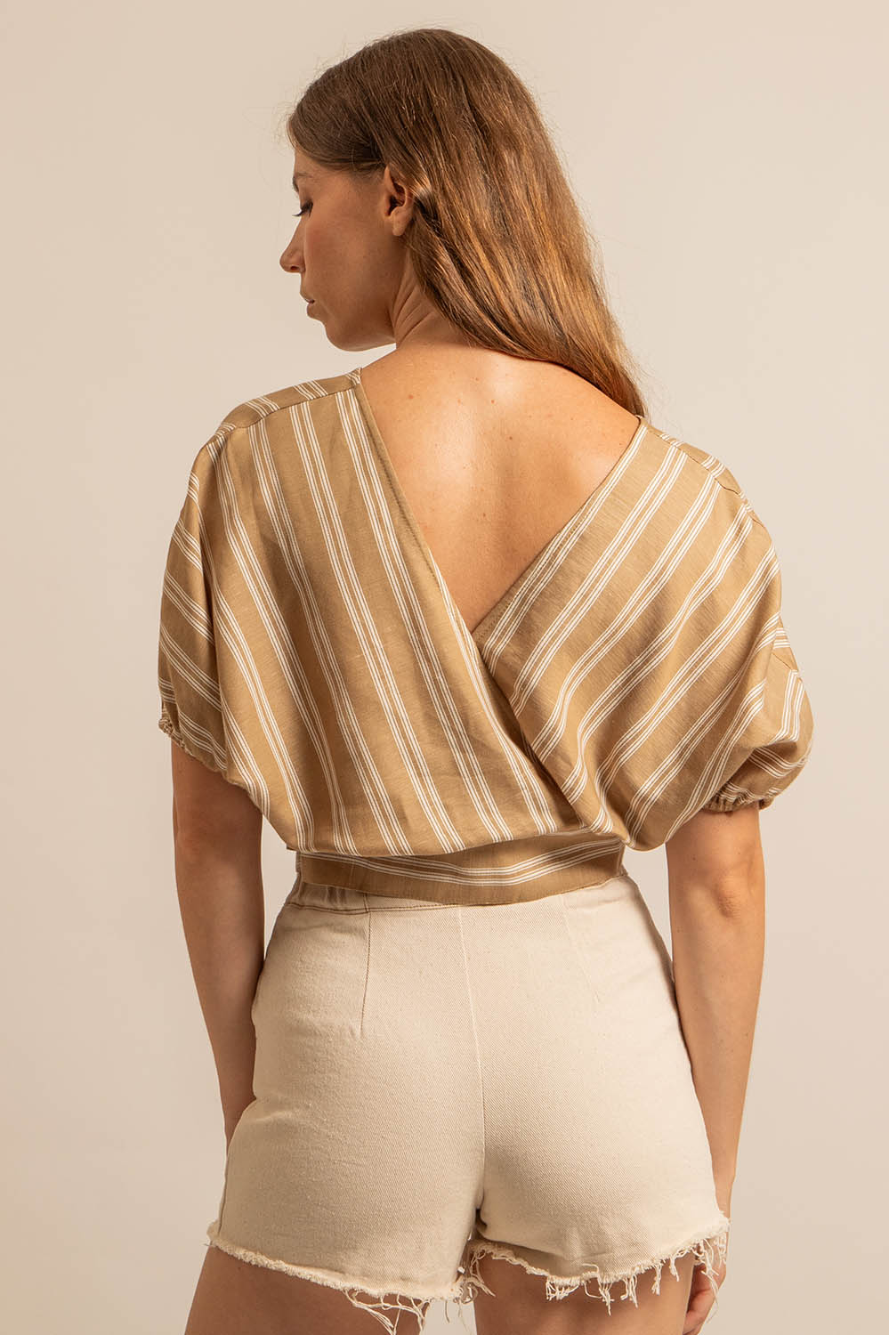 top cache-cœur en lin et coton à rayures, à nouer, fabriqué en France