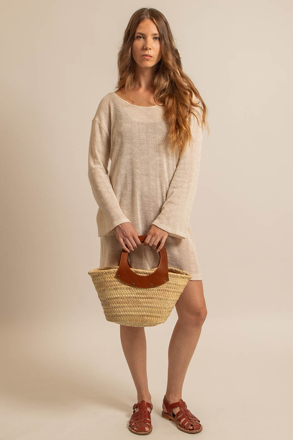 robe courte en maille ajourée rétro, dos nu, fabriquée en France