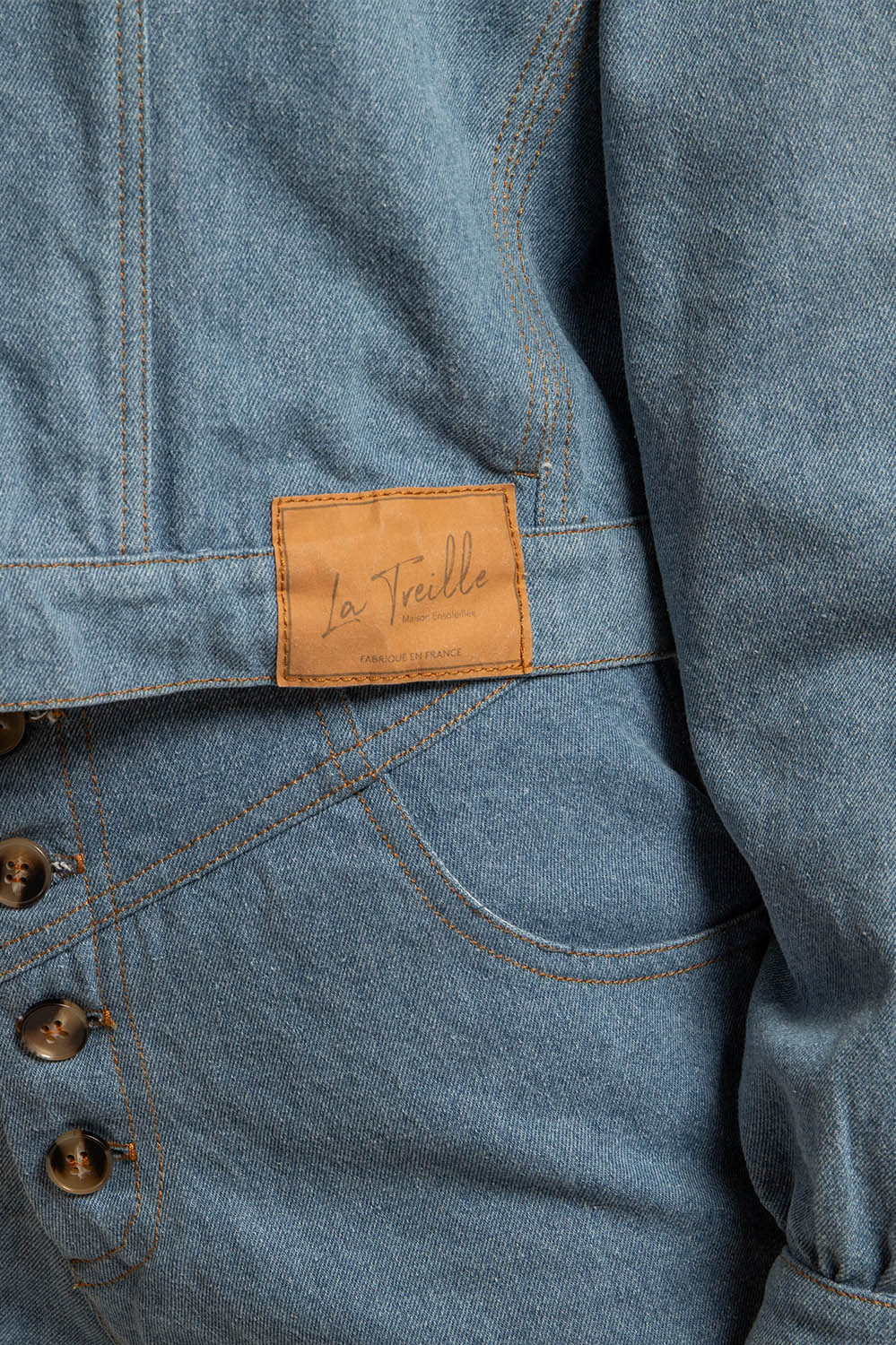 veste en denim bleu jeans coupe seventies, fabriquée en France