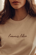 Load image into Gallery viewer, Tee-shirt L&#39;amour Libre
